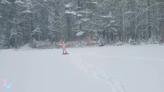 Hardcore tgirl strips and jerks herself in the snow